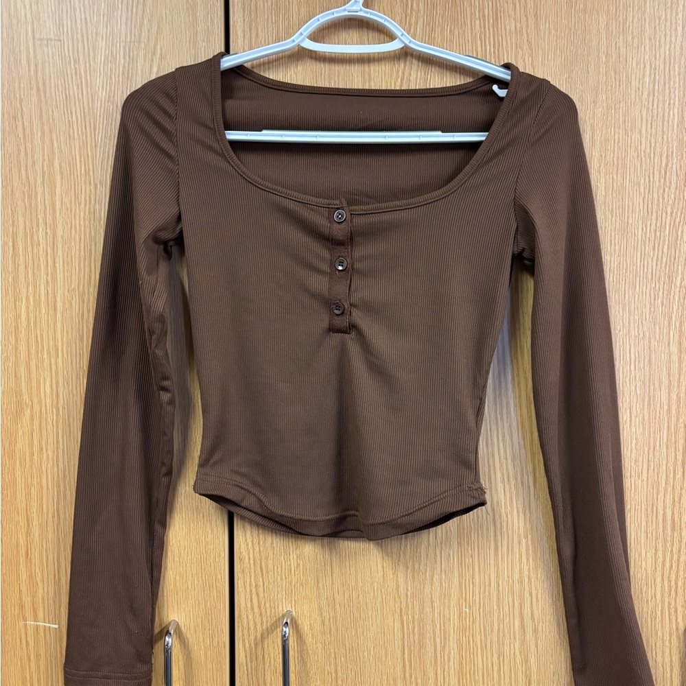 Brown Long Sleeve Buttoned Women's Top